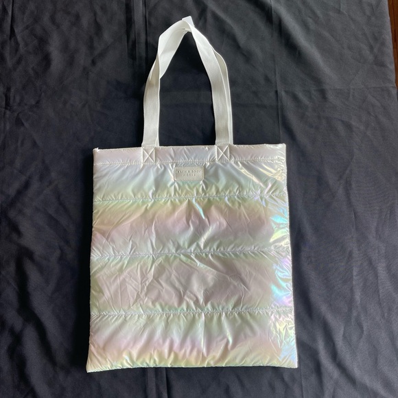 BATH & BODY WORKS IRIDESCENT TOTE BAG NEW WITH TAG 2023!-Retails $112 - Picture 1 of 8